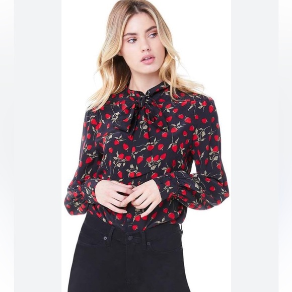 Juicy Couture Tops - Vintage Juicy Couture 100% Silk Front Tie/Bow Strawberry Print Blouse S